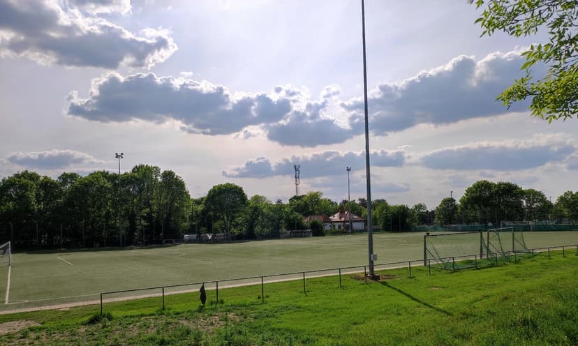 Fű2 műfüves pálya
